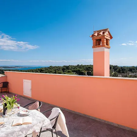 Lotus In Premantura, Istria By Istrabook Apartment