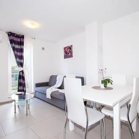 Lotus In Premantura, Istria By Istrabook Apartment